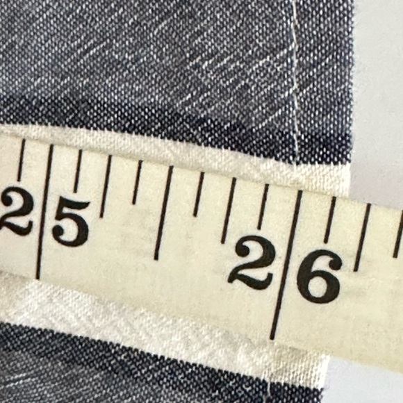 Loft sz med tunic, top stripe deep gray  / white stripe fullness across the edge - Picture 6 of 11